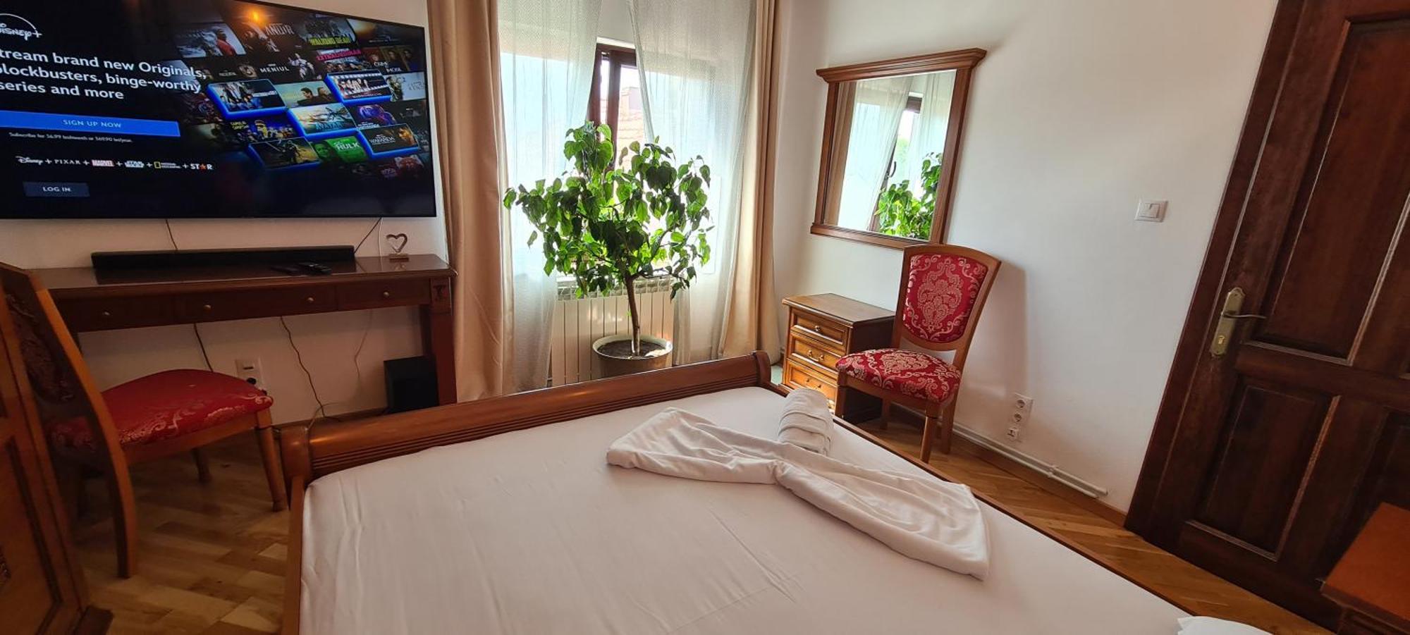 Ole Apartment - Get Your Energy For Free! Coffee And Tea On The House Тимишоара Экстерьер фото